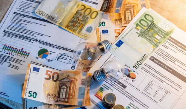 Las gasolinas y la electricidad elevan la inflación al 2,9% en enero, peor dato en siete meses