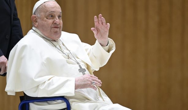 El Papa, ingresado en el hospital debido a su bronquitis