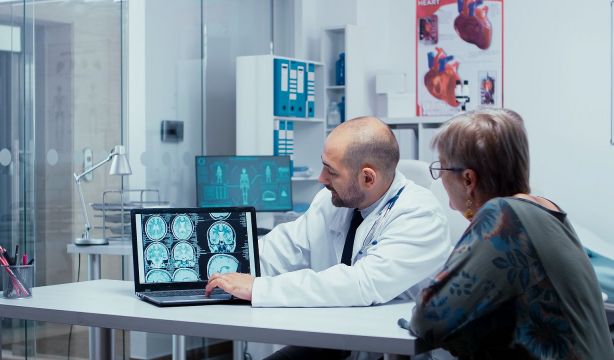 Estas son las 4 señales de advertencia del alzhéimer a las que debes prestar mucha atención