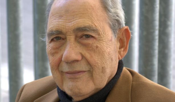 Carlos San Juan, indignado con la banca: "Su compromiso con las personas mayores está parado"