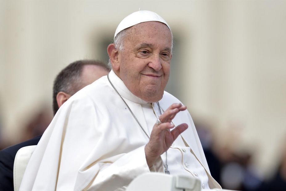 ¿Qué es la neumonía bilateral? Síntomas, tratamiento y riesgos de la enfermedad del Papa Francisco