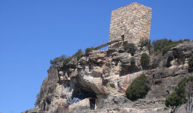 Descubre la Cueva de los Casares: ¡un tesoro prehistórico en Guadalajara que no te puedes perder!