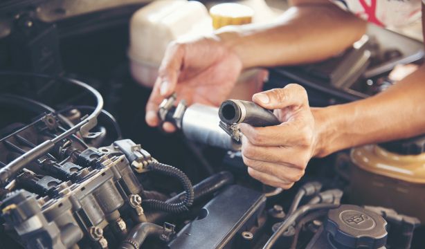 El sonido del coche que no debes ignorar si quieres evitar costosas reparaciones