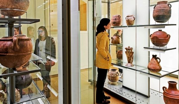 Tenerife lanza una iniciativa para que mujeres mayores de 65 años conozcan el patrimonio de la isla (Europa Press)