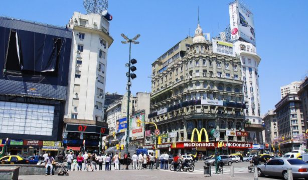 ¿Cuál es la edad de jubilación en Argentina en 2025?