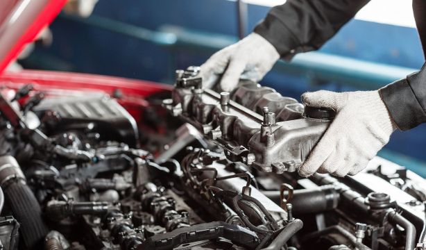 ¿Tu coche necesita reparación? Te contamos cómo evitar las estafas