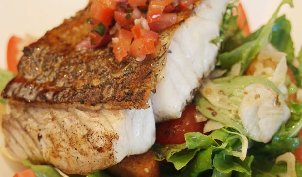 El consumo de pescado puede retrasar la progresión de la discapacidad en la Esclerosis Múltiple. Bigstock 