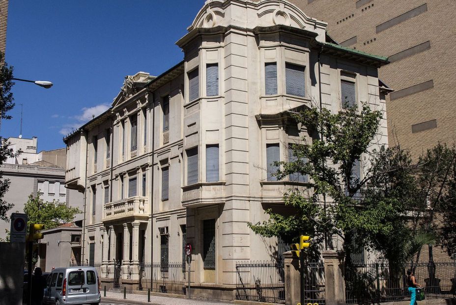 Antigua Clínica del Doctor Lozano Zaragoza P8136009