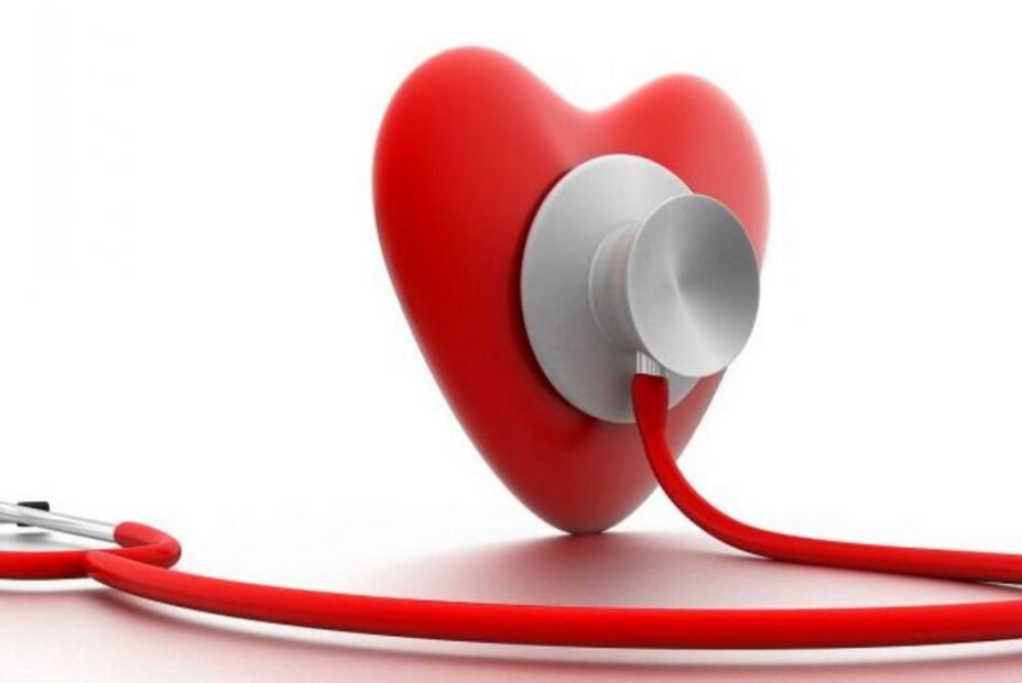 Los cardiólogos aconsejan tomarse el pulso habitualmente para detectar la fibrilación auricular (Bigstock) Los cardiólogos aconsejan tomarse el pulso habitualmente para detectar la fibrilación auricular (Bigstock)