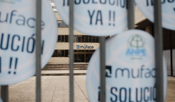 Adeslas y Asisa se quedan solas con la cobertura sanitaria de Muface tras la huída de DKV. Foto: Europapress