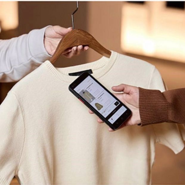 Zara permitirá pagar sin pasar por caja