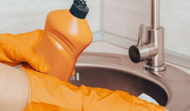 ¿Cómo saber si estás cotizando en la Seguridad Social si eres empleada del hogar? (Bigstock)