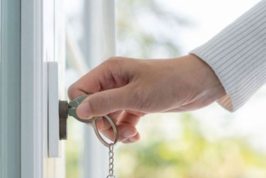 ¿Es mejor comprar una vivienda ya o esperar a que bajen los precios? (Bigstock)