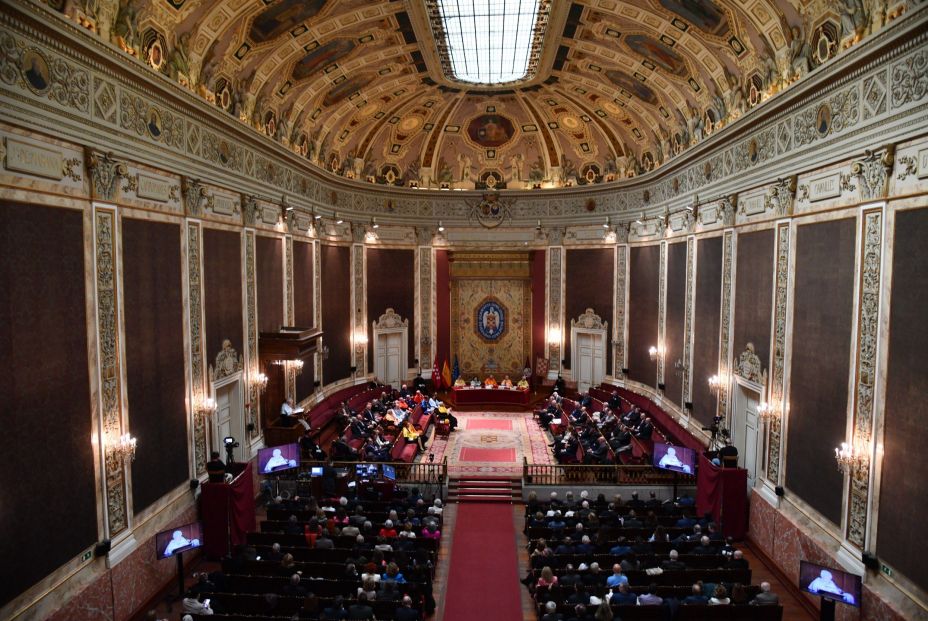 Investidura de Fernando Ónega como Académico Honorario de la RAED Investidura de Fernando Ónega como Académico Honorario de la RAED