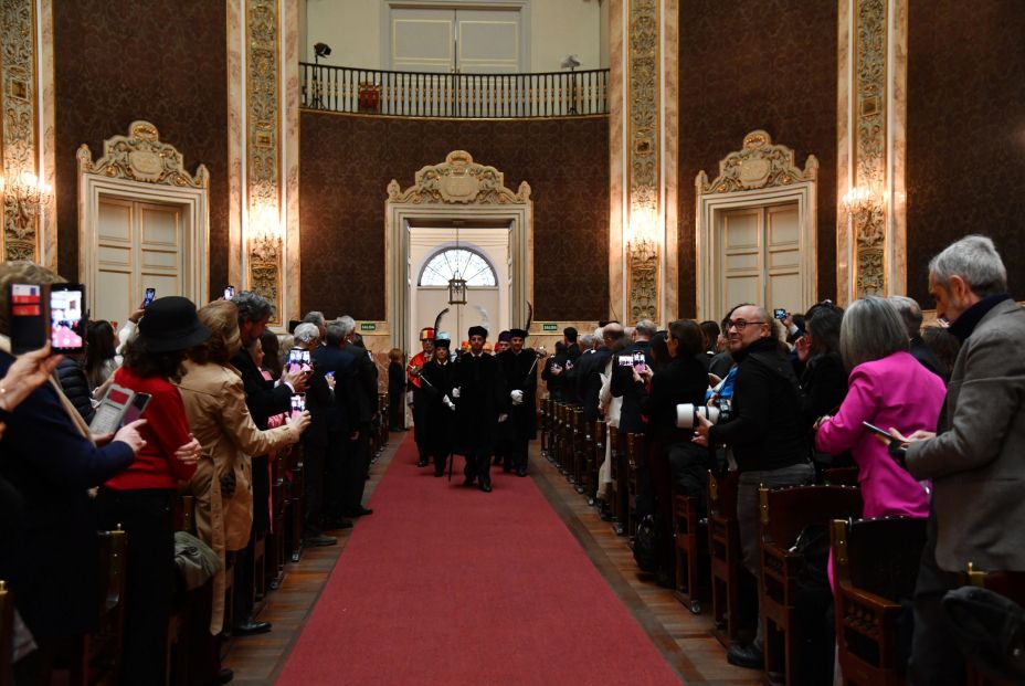 Investidura de Fernando Ónega en la RAED