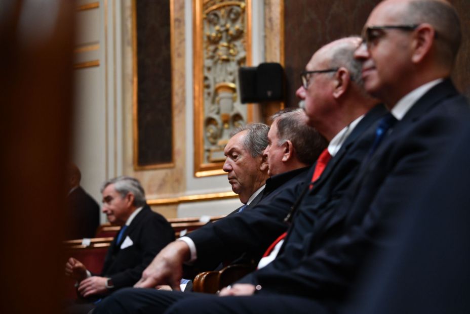 Investidura de Fernando Ónega en la RAED