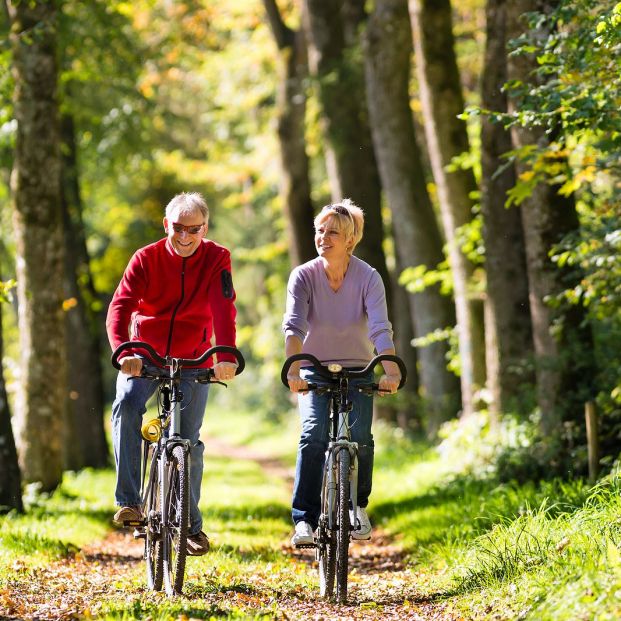 Aumentar el ejercicio en la mediana edad protege del alzhéimer (Bigstock)
