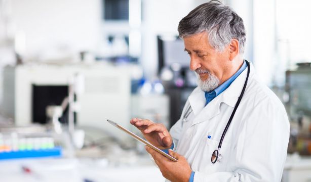 ¿Cuál es la pensión de un médico que se jubile en 2025 en España?