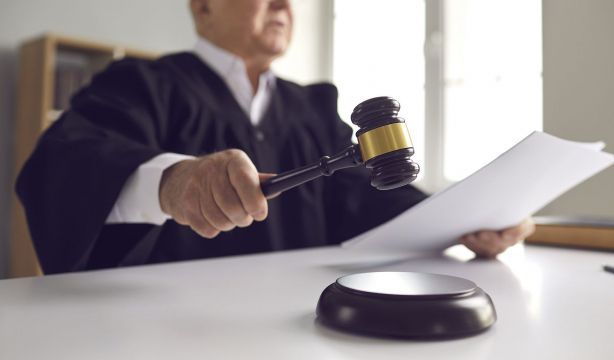 El Supremo permite a un trabajador quedarse con 12.000€ de una ayuda para mayores cobrada por error