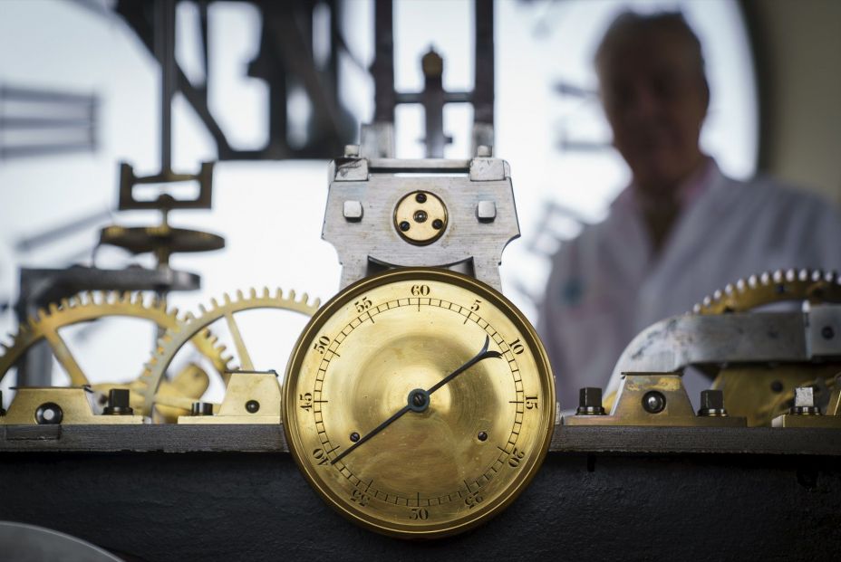 El reloj de la Puerta del Sol de Madrid se para: se someterá a su primera limpieza en 30 años