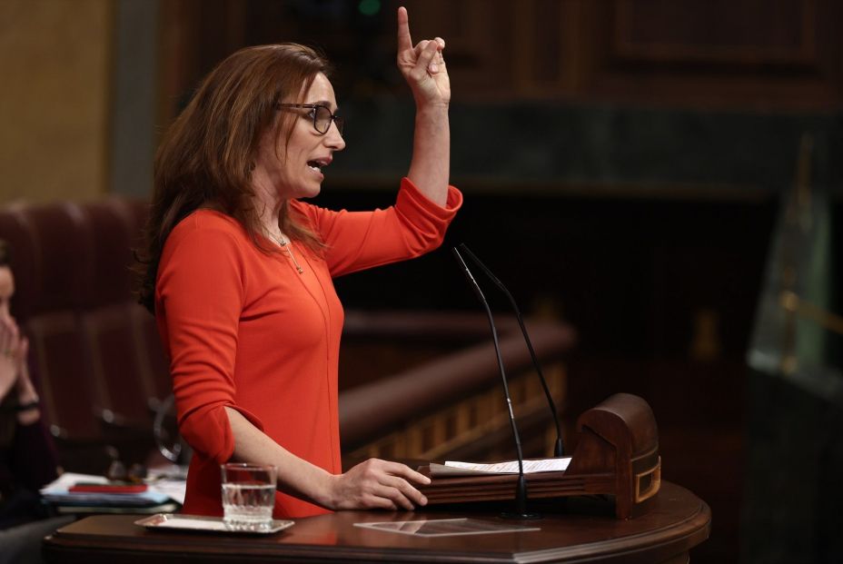 La ministra de Sanidad, Mónica García