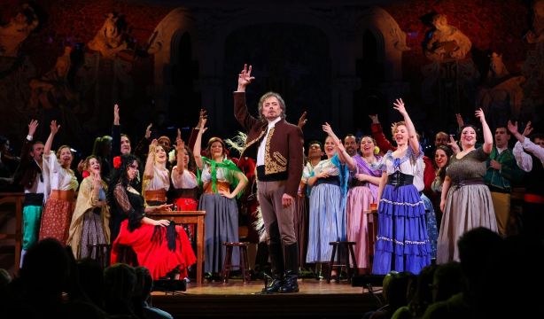 Las óperas 'La Traviata' y 'Carmen' llegan a Madrid: aquí podrás ver estas emblemáticas obras