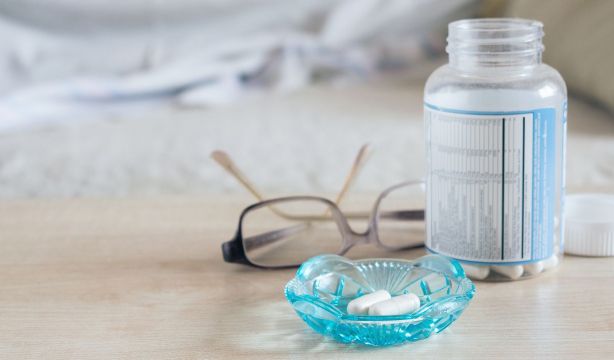 La melatonina se asocia a un menor aumento de grasa corporal: descubre por qué