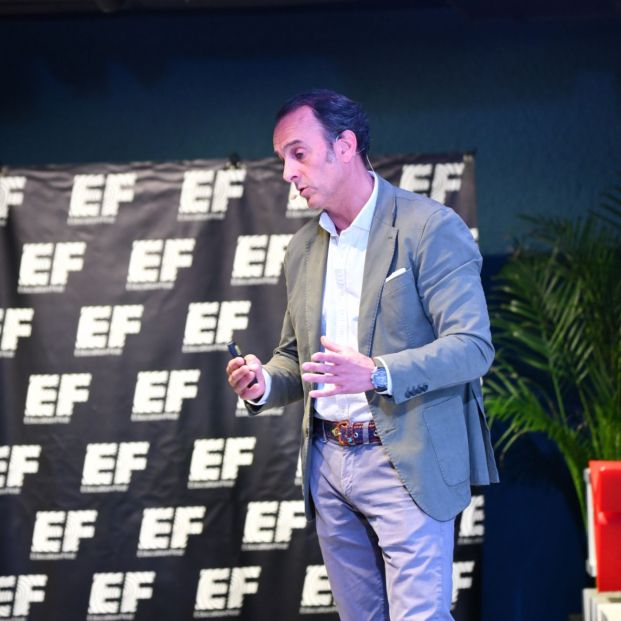 El curriculum ideal: claves para elaborarlo, contenido imprescindible y consejos (Agustín Millán) El curriculum ideal: claves para elaborarlo, contenido imprescindible y consejos (Agustín Millán)