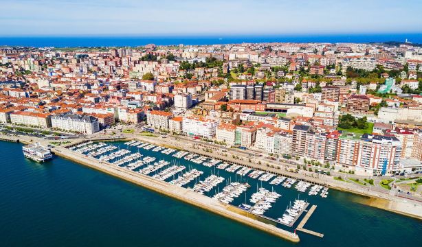 ¿Cuáles son los edificios más antiguos de Santander?