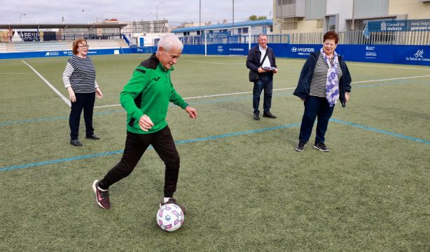 La liga de fútbol a pie para mayores de 60 años echa a andar en Baleares