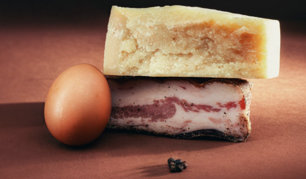 El restaurante Relleno de Madrid conmemora el Día Mundial de la Carbonara