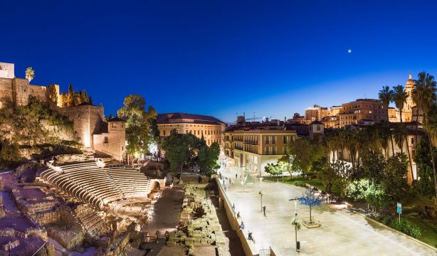 ¿Cuáles son los edificios más antiguos de Málaga?