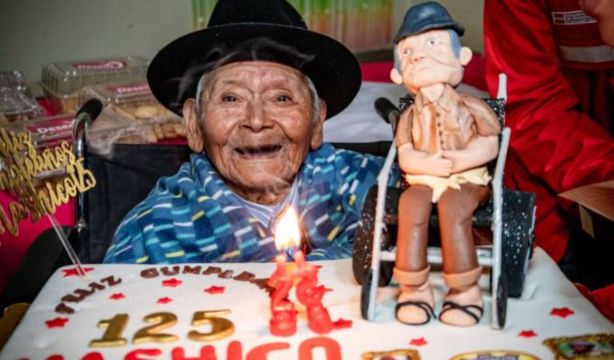 El peruano Marcelino Abad cumple 125 años, convirtiéndose en el hombre más longevo del mundo (Programa Nacional de Asistencia Solidaria Pensión 65)