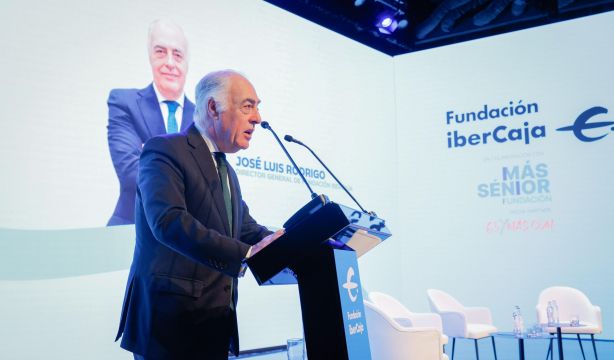 José Luis Rodrigo: "Queremos estar con las personas antes, durante y después de su jubilación". Foto: Chus Marchador, Fundación Ibercaja