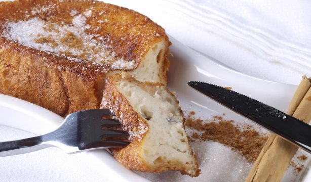 Torrijas, bartolillos, pestiños, monas… ruta por los mejores dulces de la Semana Santa madrileña