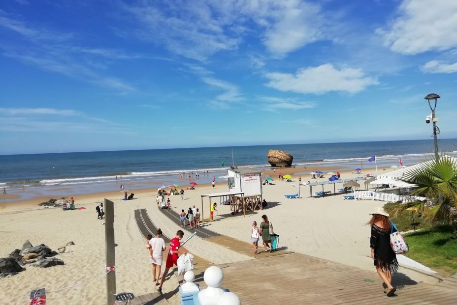 10 playas accesibles de Andalucía para toda la familia (Europa Press)