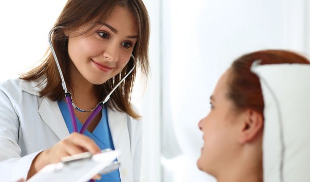 Identifican una serie de células que reducen el riesgo de recaer en un cáncer