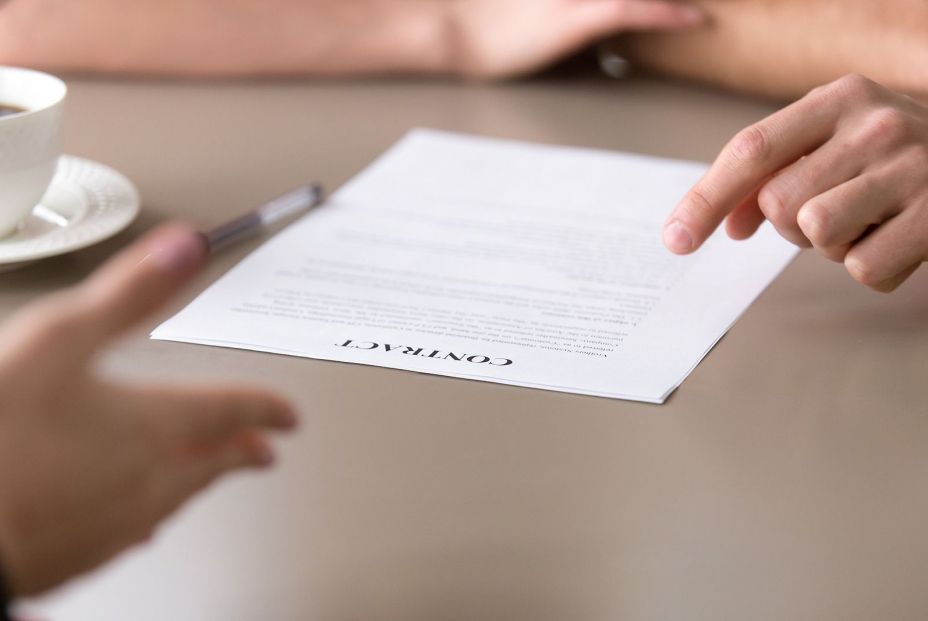 bigstock contrato laboral