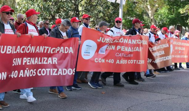 Artículo del Comité de Asjubi40: "Compromiso tangible de Podemos y Compromís con Asjubi40: Votación clave el 13-N"