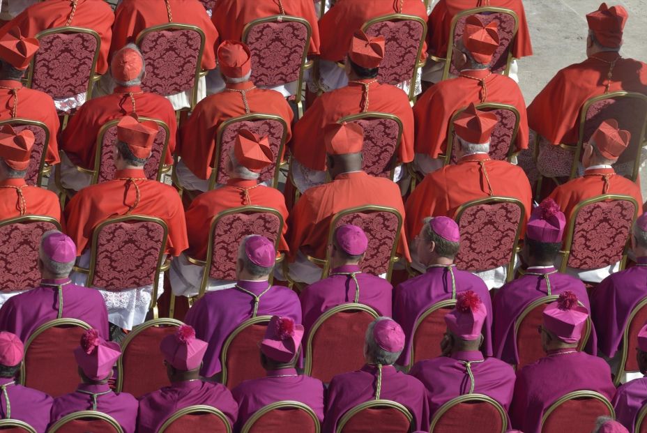 Los 135 cardenales que elegirán al nuevo Papa: edad, procedencia y quién los nombró