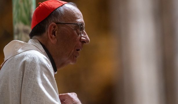 Omella cree que la edad no será un factor "decisivo" en la elección del próximo Papa