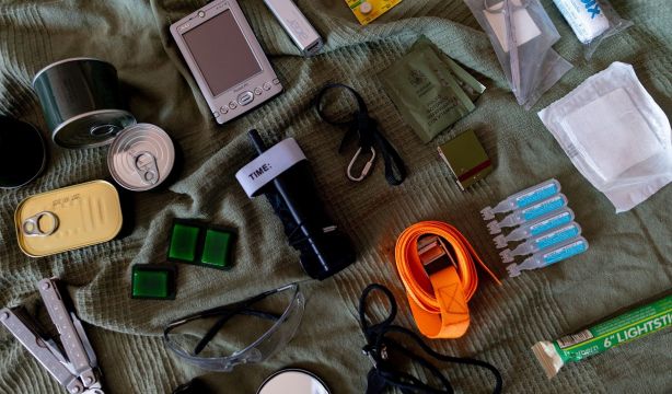 Kit de emergencia: todo lo que debes tener durante un apagón