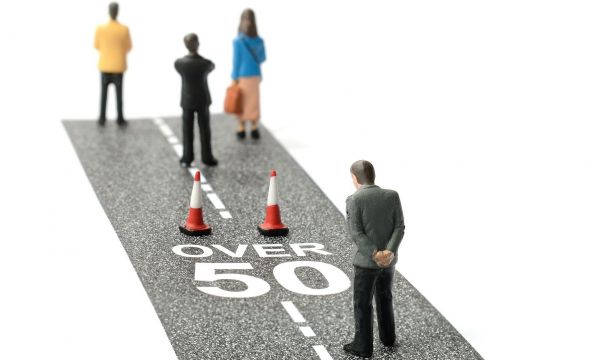 Artículo de Elsa Novo (Fundación Endesa): "Huella psicológica del desempleo sénior"