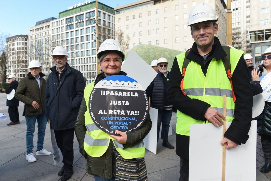 El PSOE lleva al Congreso su plan para que los mutualistas pasen al RETA antes de 2027 El PSOE lleva al Congreso su plan para que los mutualistas pasen al RETA antes de 2027