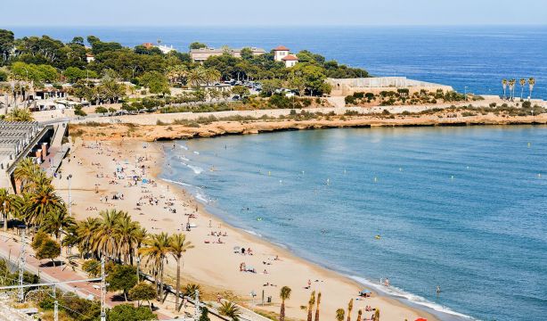 Disfruta de estas escapadas a la Costa Blanca y a la Costa Dorada con Mundosenior