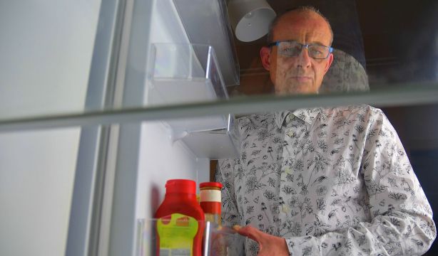 Toma nota: estos son los tres alimentos que nunca debes guardar en la nevera