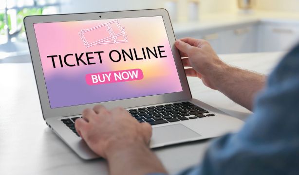 Las empresas estarán obligadas a incluir los gastos de gestión en el precio final