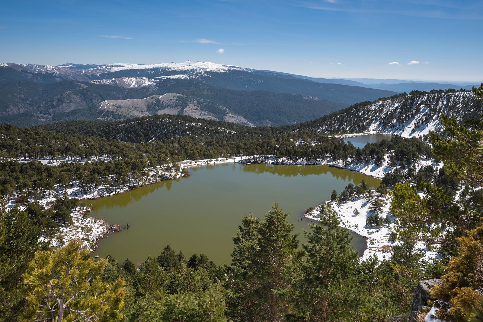Pura naturaleza en las burgalesas Lagunas de Neila