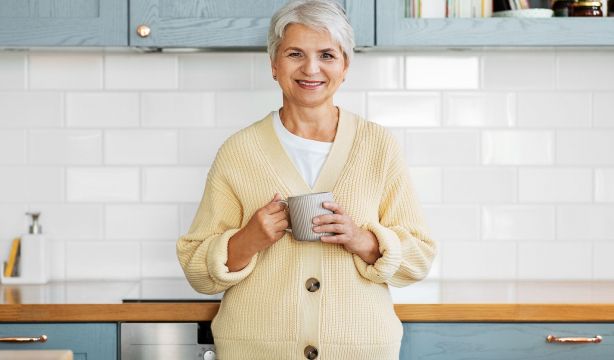 Esta bebida y estos tres alimentos contribuyen a un envejecimiento saludable