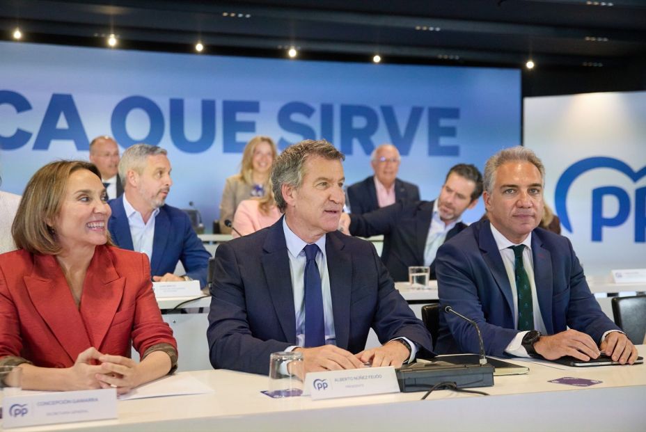 EuropaPress 6714742 secretaria general pp cuca gamarra presidente pp alberto nunez feijoo